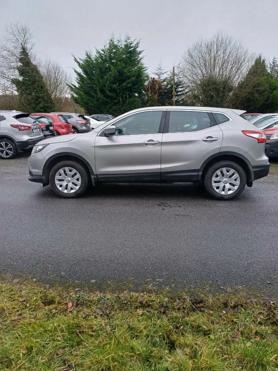 Nissan Qashqai  2015 1.5dci - Image 4