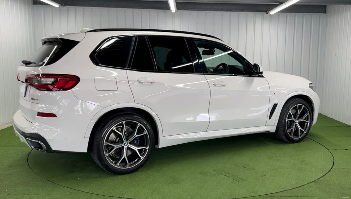 BMW X5 xDrive35d M Sport | 4WD | High Spec - Image 2