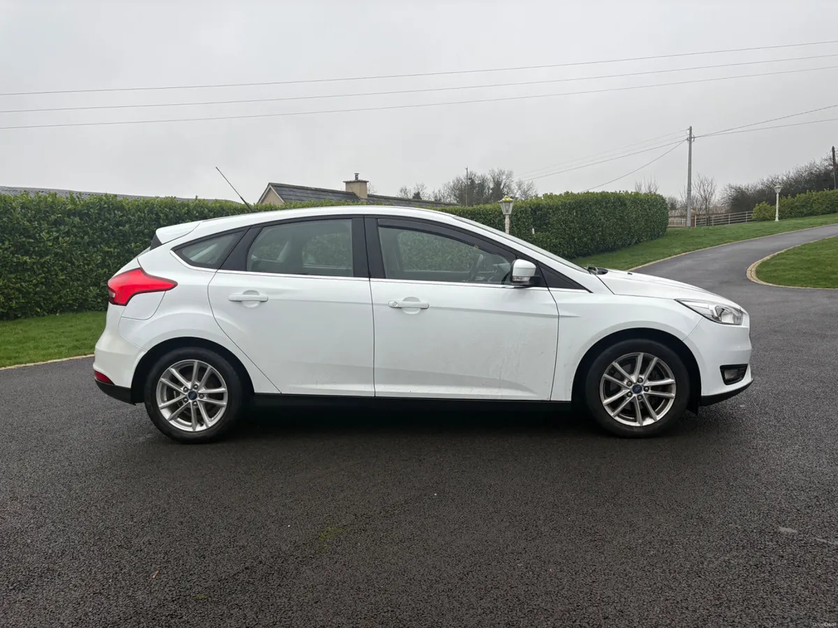 Ford Focus 2017 - Image 4