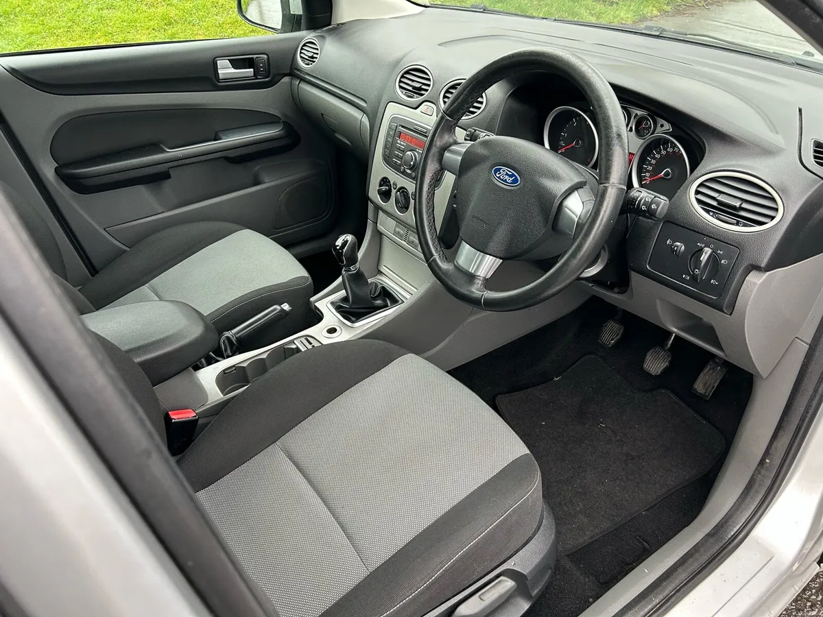 2010 FORD FOCUS 1.6TDCI 5DR NEW NCT 10/27 - Image 4