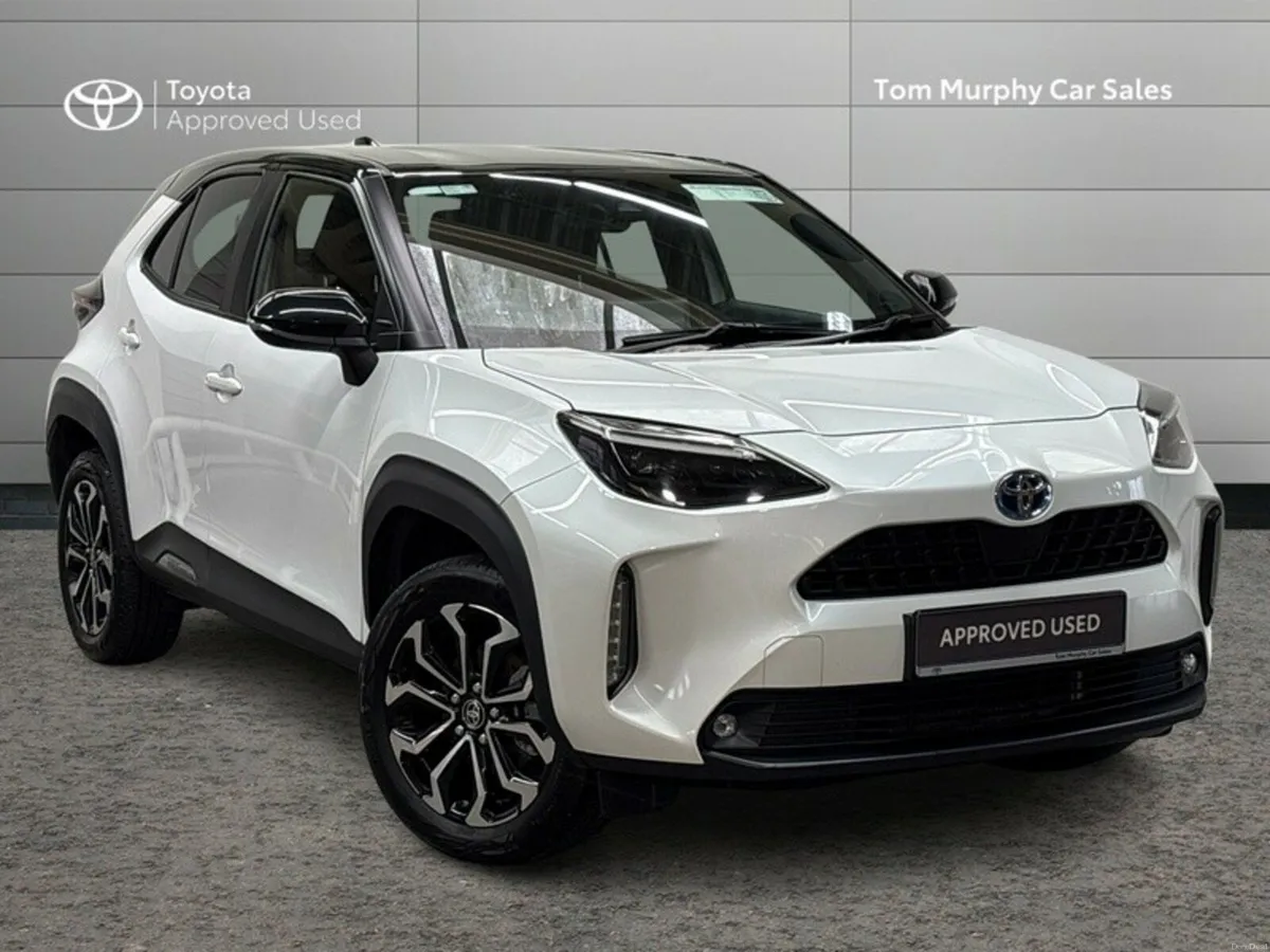 Toyota Yaris Cross LUNA SPORT WITH BI-TONE STYLING - Image 1