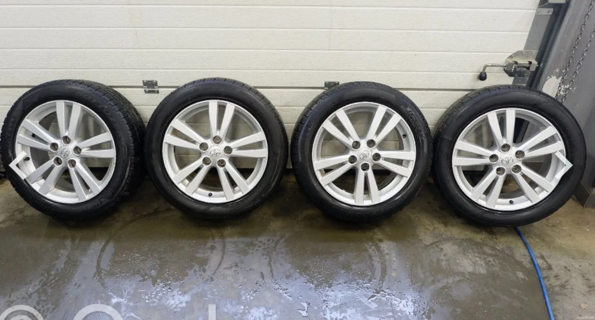 17'...5 x 114 Alloys with brand new tyres