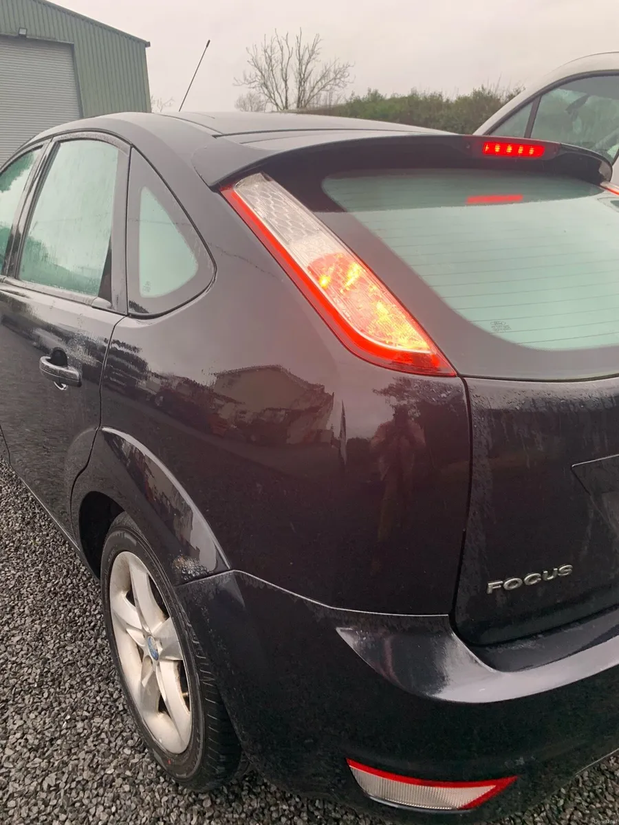 Ford Focus 2008 - Image 2