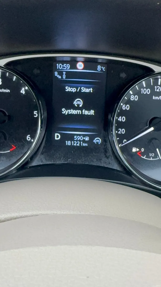 Nissan X-Trail 2016 - Image 4