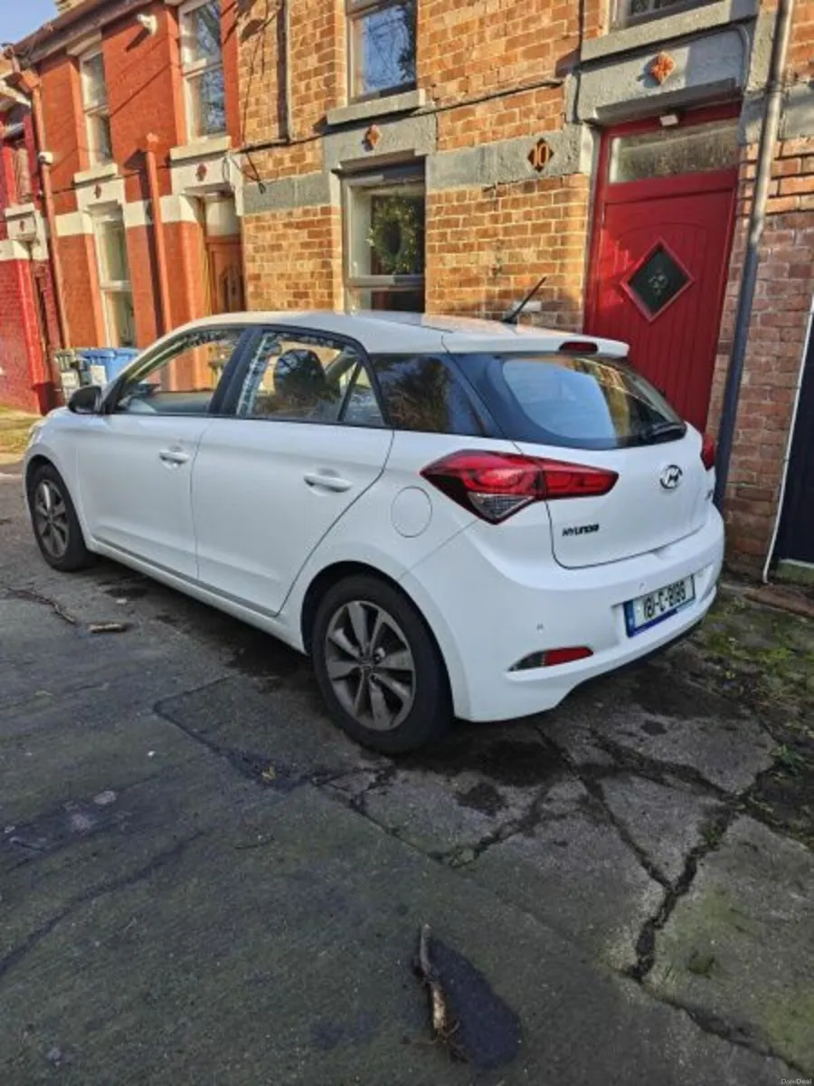 Hyundai i20 Deluxe 2018 - 2YR NCT - Image 2