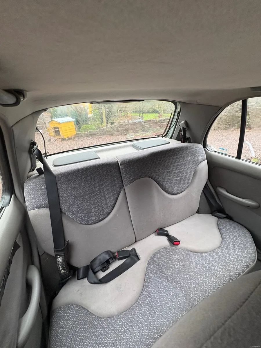 Nissan Micra 2002 - Image 3