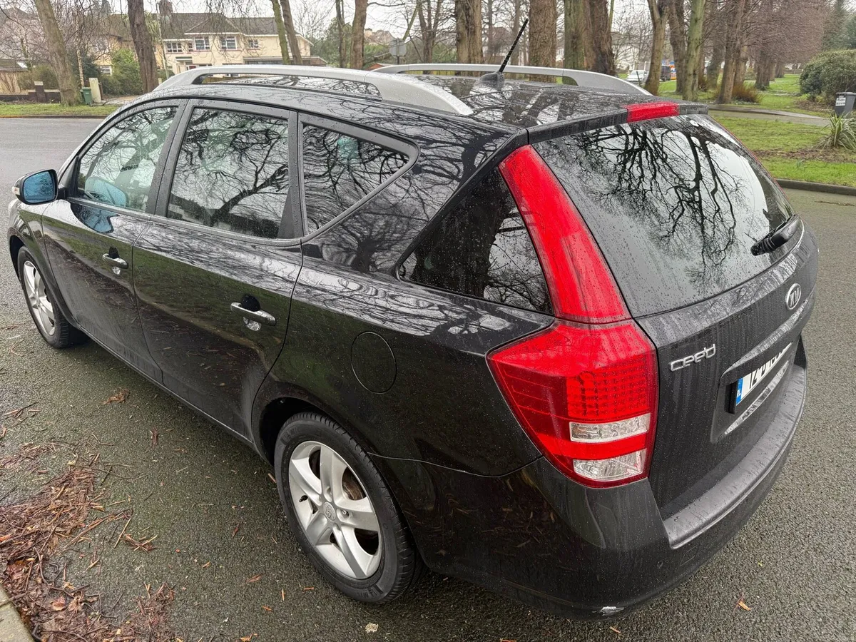 2012 Kia Ceed estate nct 02/27 - Image 4