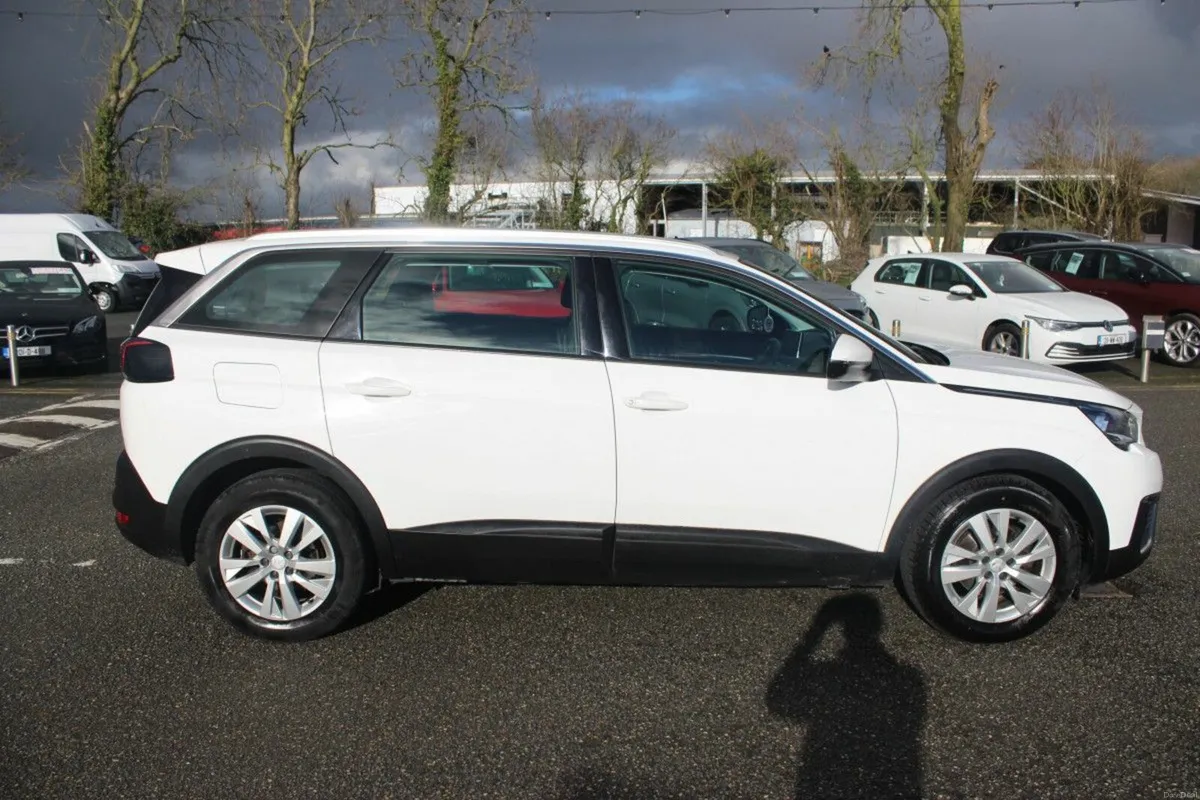 Peugeot 5008 1.6 Blue Hdi 120 Active Auto - TENDER - Image 3