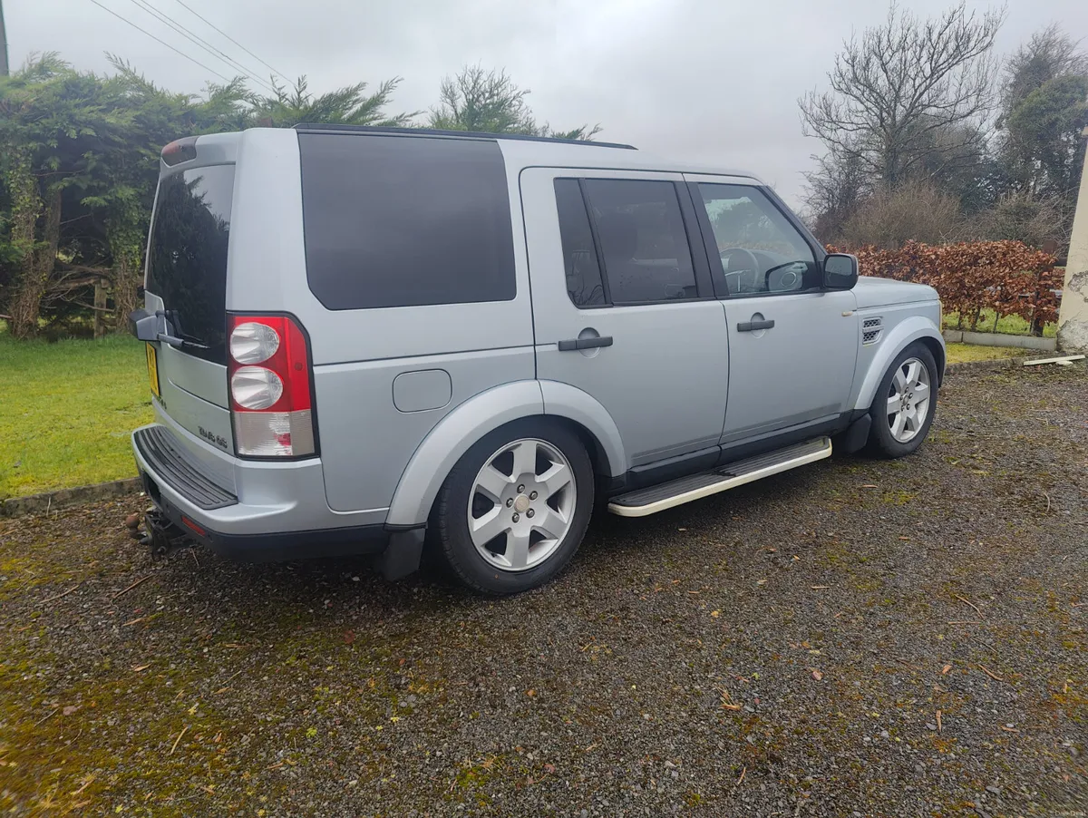 Land Rover Discovery 4 TDV6 2.7 2010 - Image 1