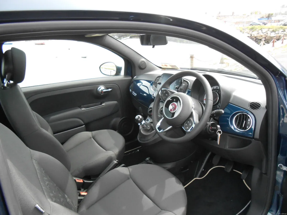 Fiat 500 Dolche Vita Manual 2025 - Image 3