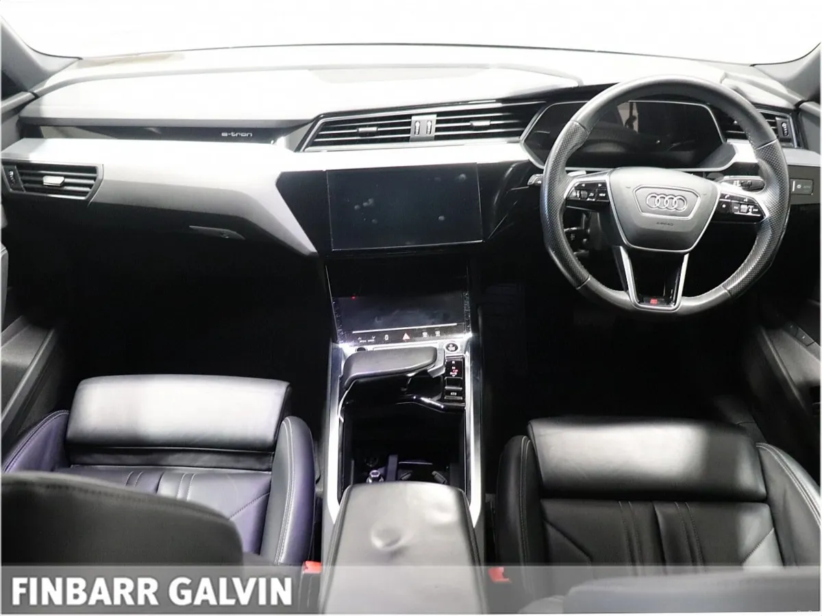 E-TRON Sportback  S-Line 55 Quattro - Image 4