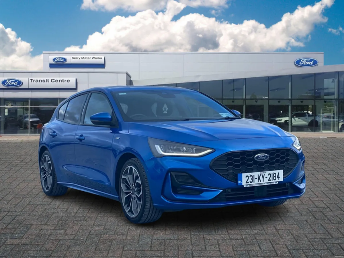 Ford Focus ST-LINE X 1.0T 125 M6 4DR - Image 1