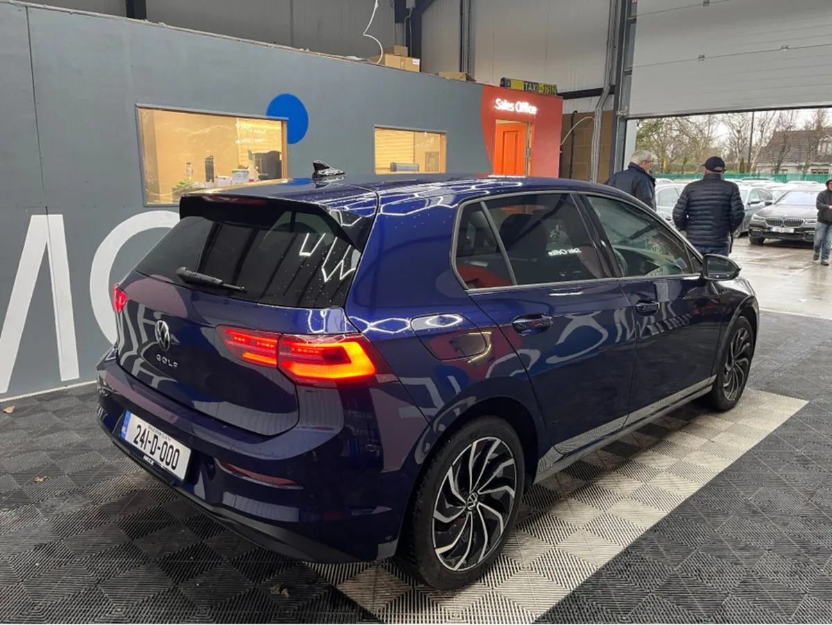 Volkswagen Golf 2024 VOLKSWAGEN GOLF TDI ED ACTIVE - Image 4