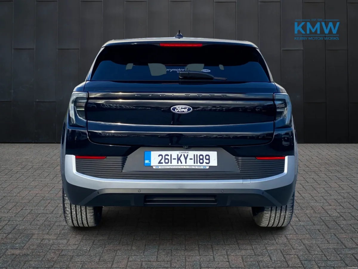 Ford Explorer PREMIUM 77KWH EXTENDE - Image 4