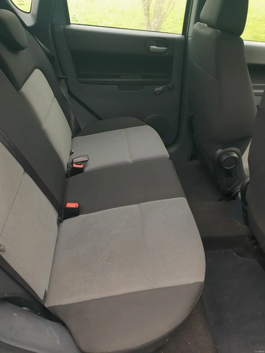 Mitsubishi Colt 2013 - Image 2