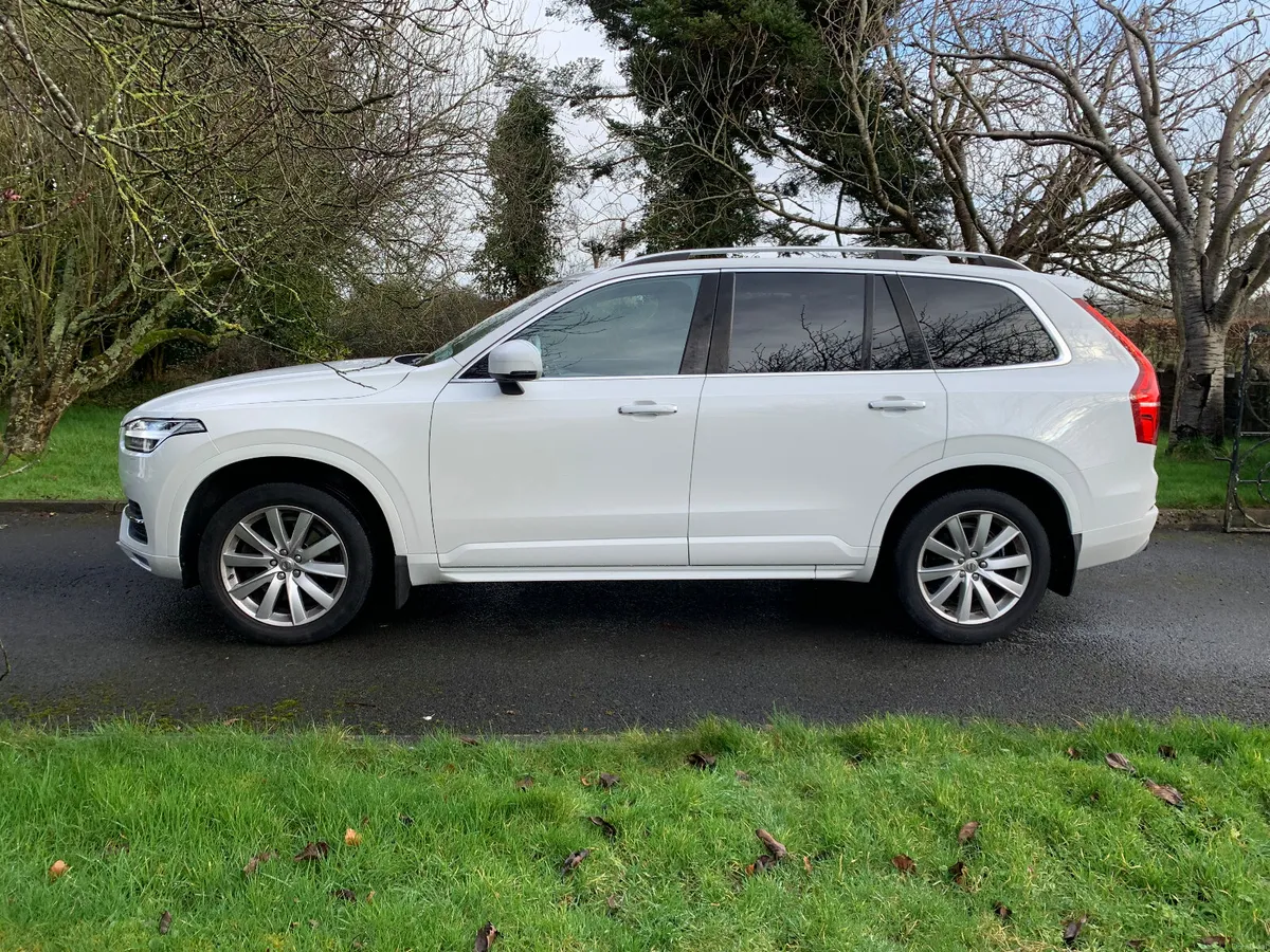 Volvo XC90 2016 D5 AWD - Image 2