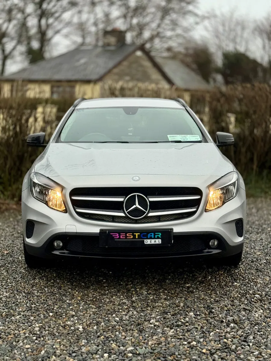 Mercedes-Benz GLA 180 CDI Urban - Image 4