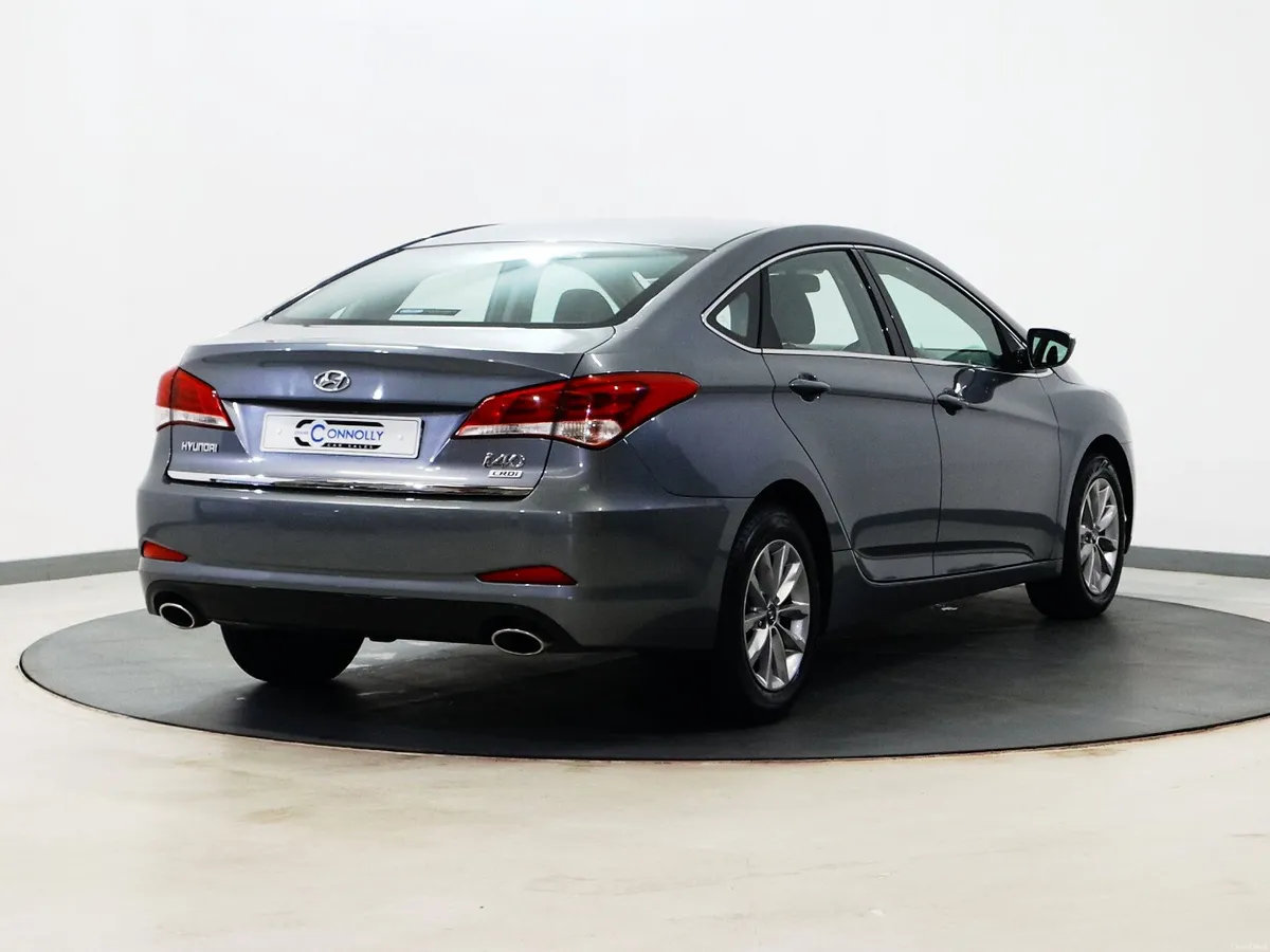 *7* 2017 Hyundai i40 1.7 crdi - Image 4