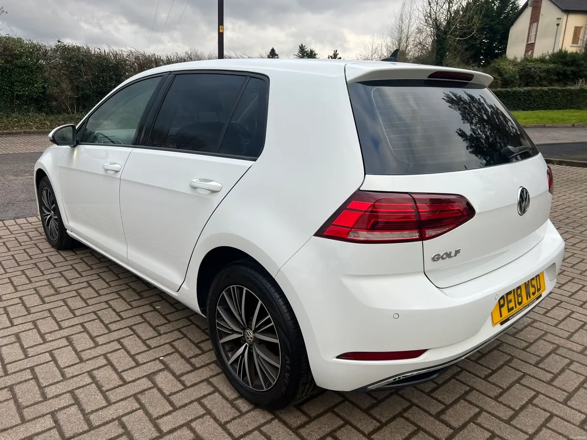 2018 Volkswagen Golf mk7.5 se nav - Image 4
