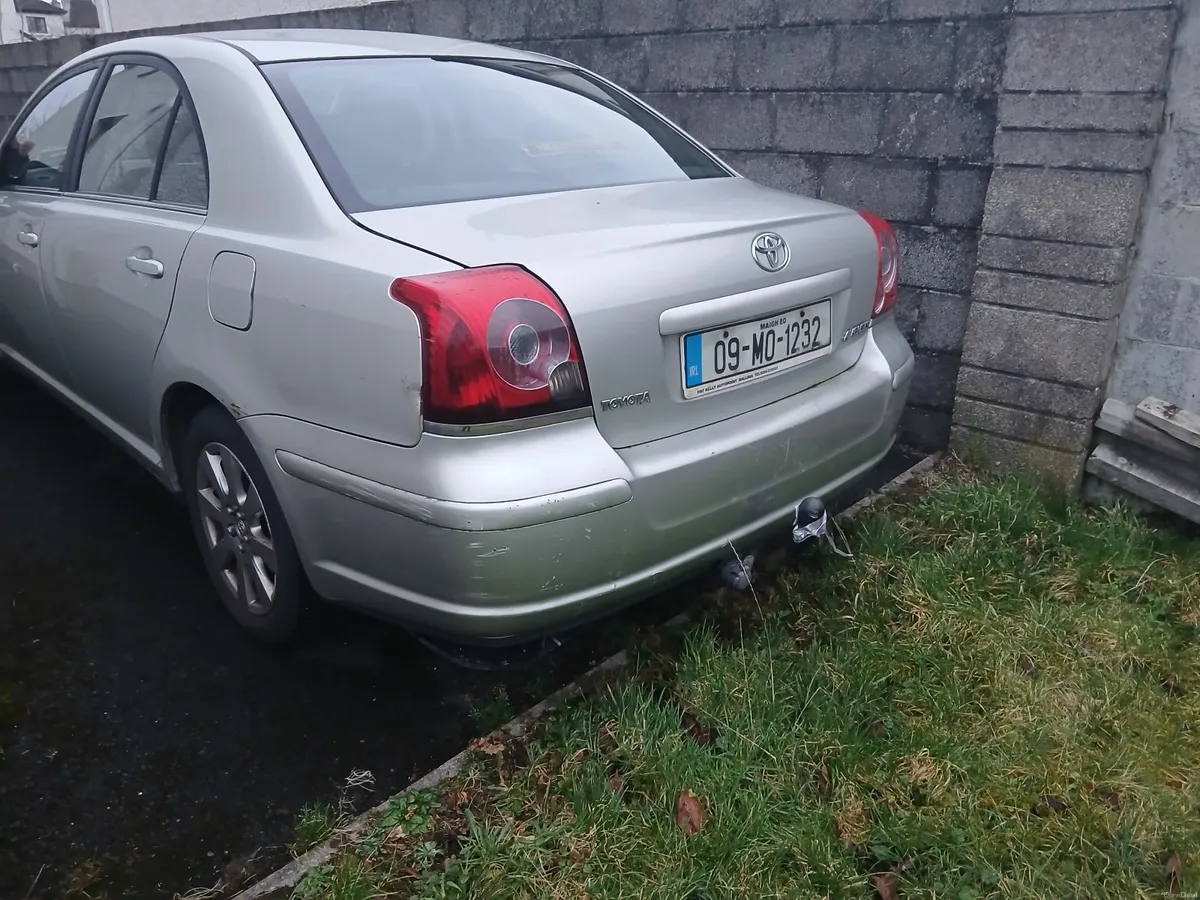 Toyota Avensis 2009 - Image 4