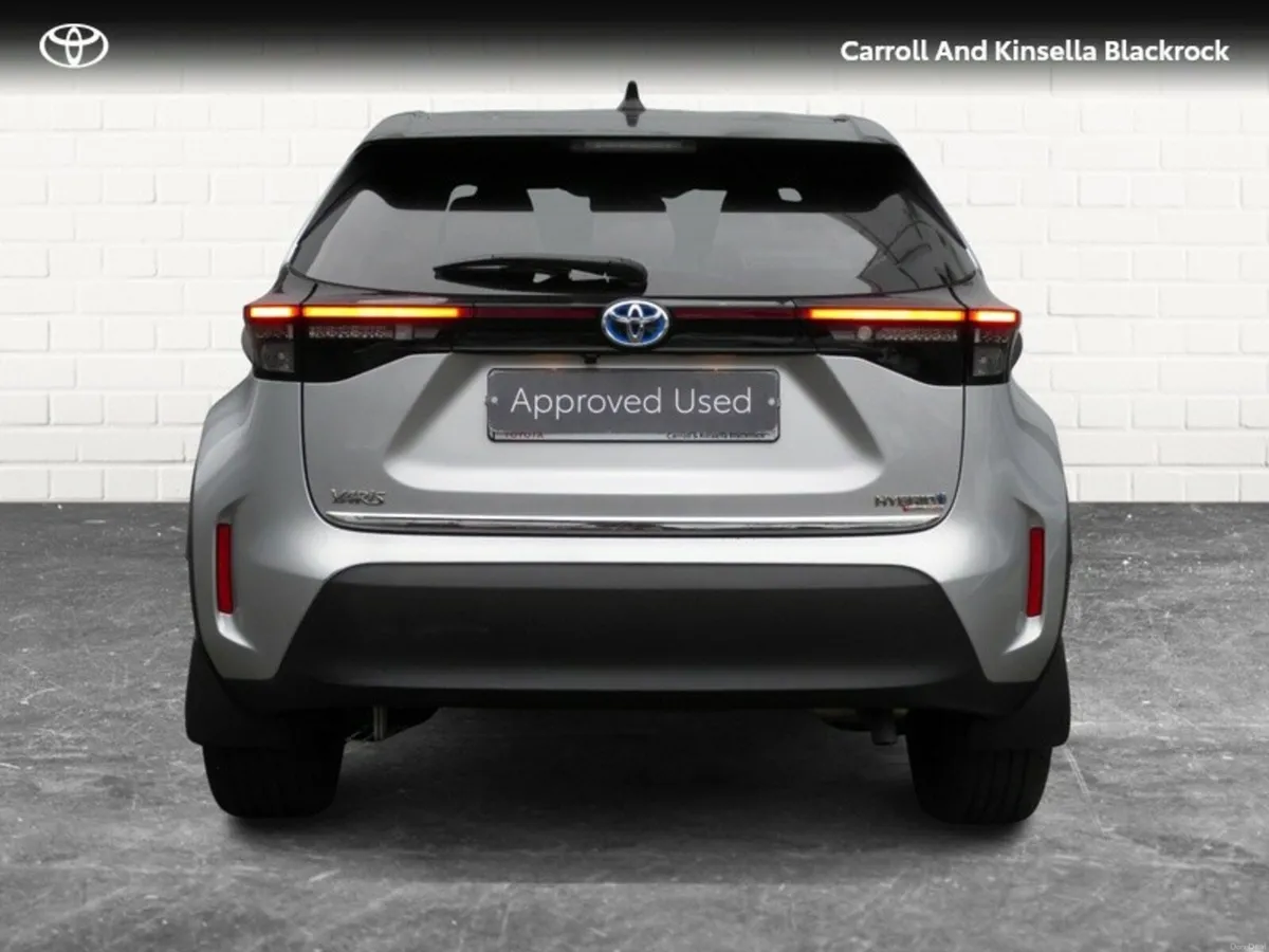 Toyota Yaris Cross Hybrid Luna Sport - Image 4