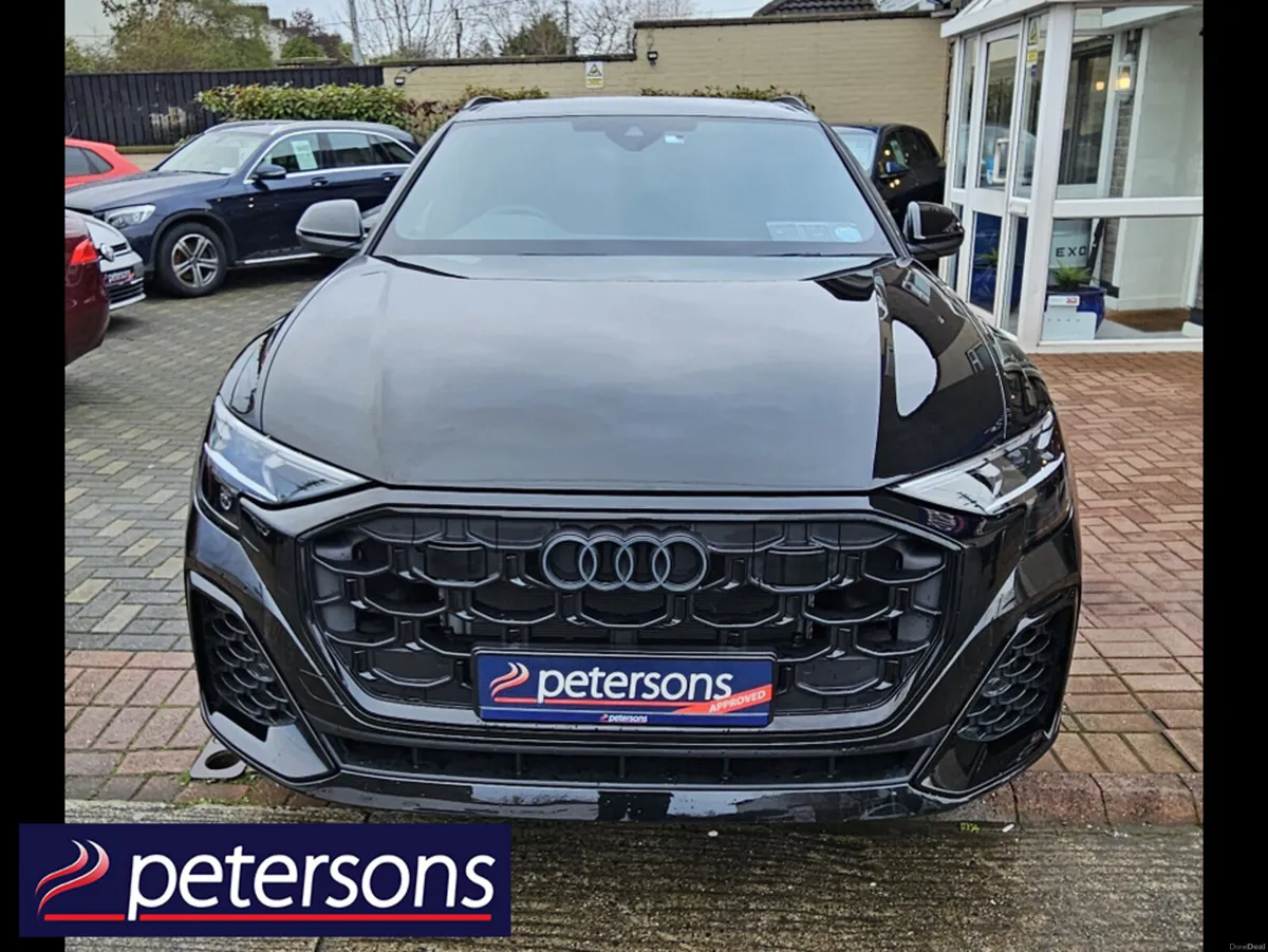 Audi Q8 490PS QUATTRO S-LINE AUTOMATIC - PANORAMIC - Image 4