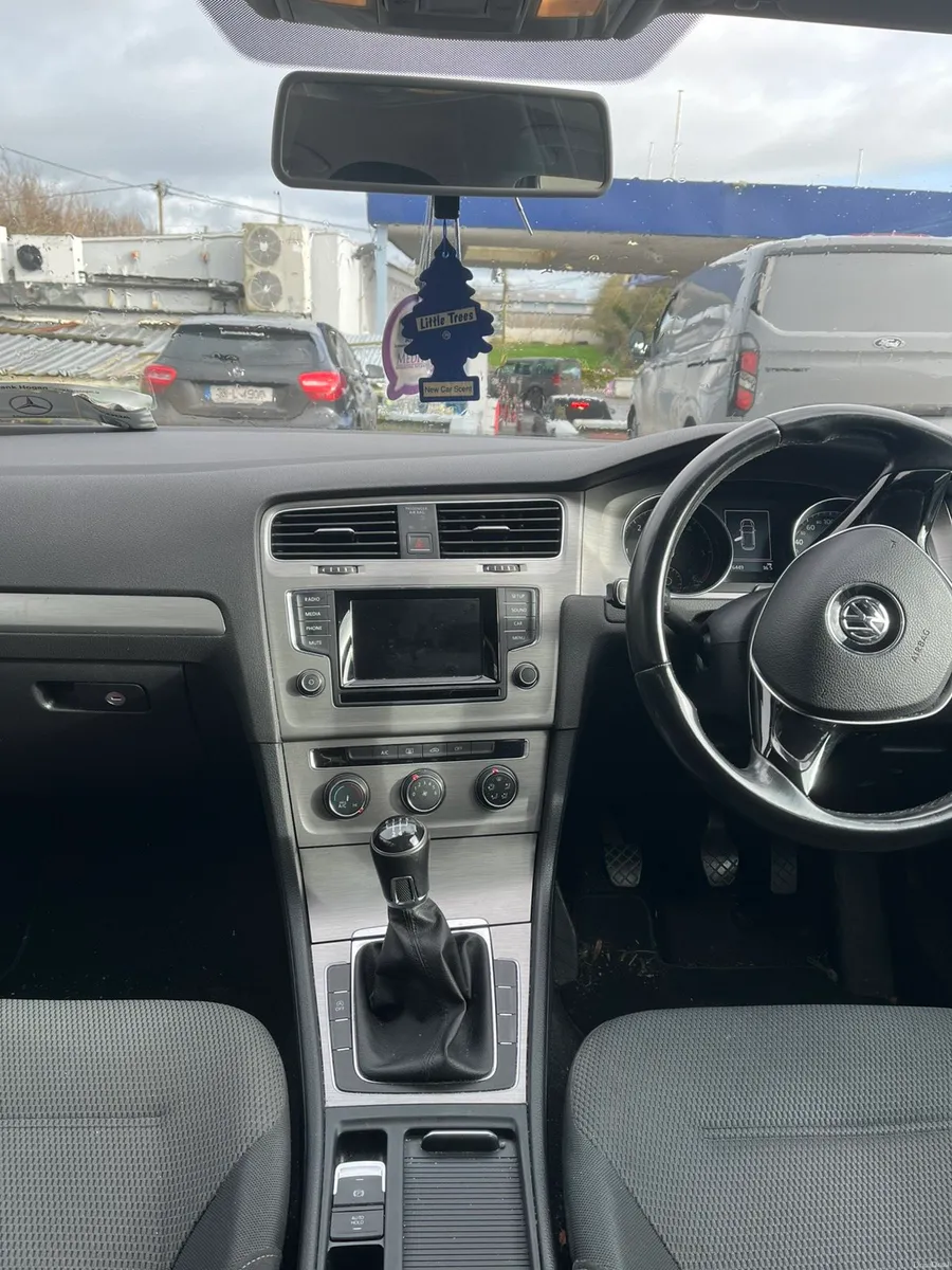 Volkswagen Golf 2014 - Image 4