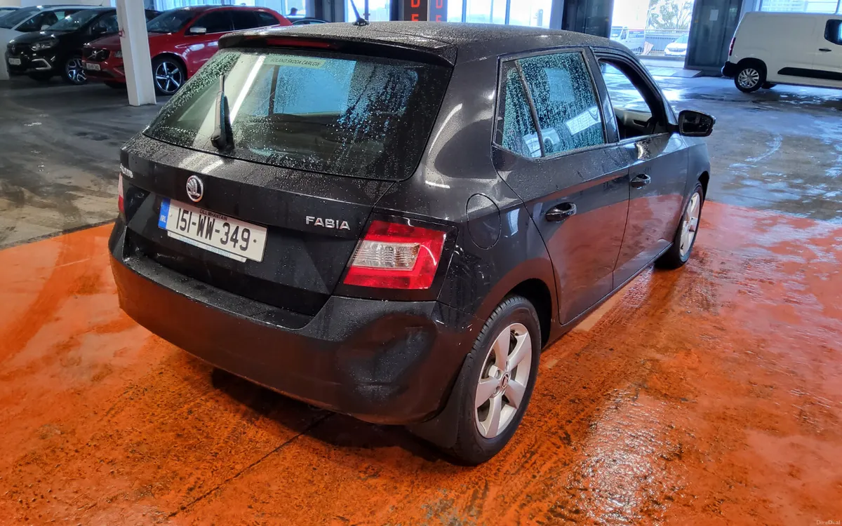 Skoda Fabia 2015 - Image 3