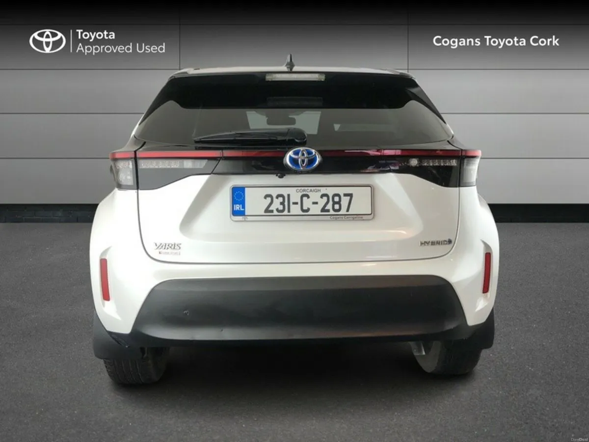 Toyota Yaris Cross YARIS CROSS LUNA SPORT - Image 4