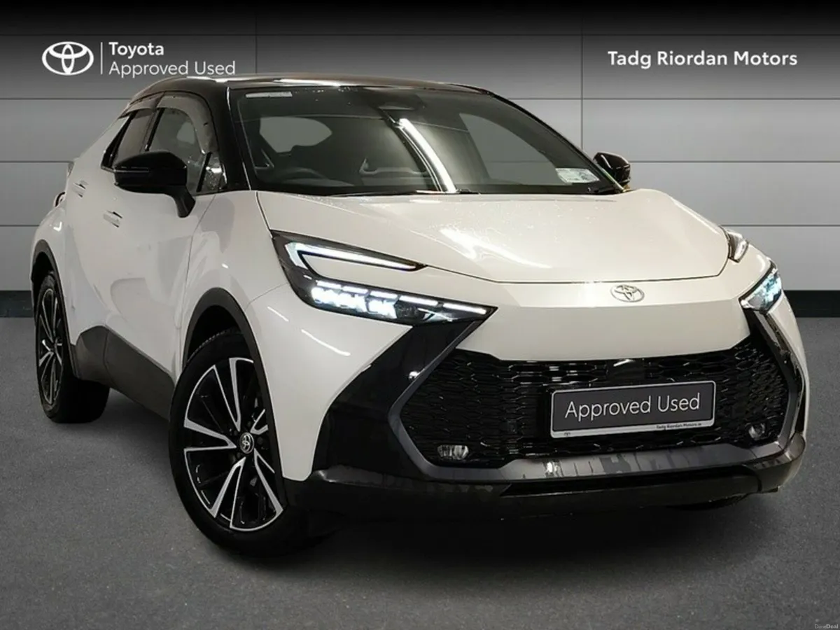 Toyota C-HR PHEV SOL - Image 1