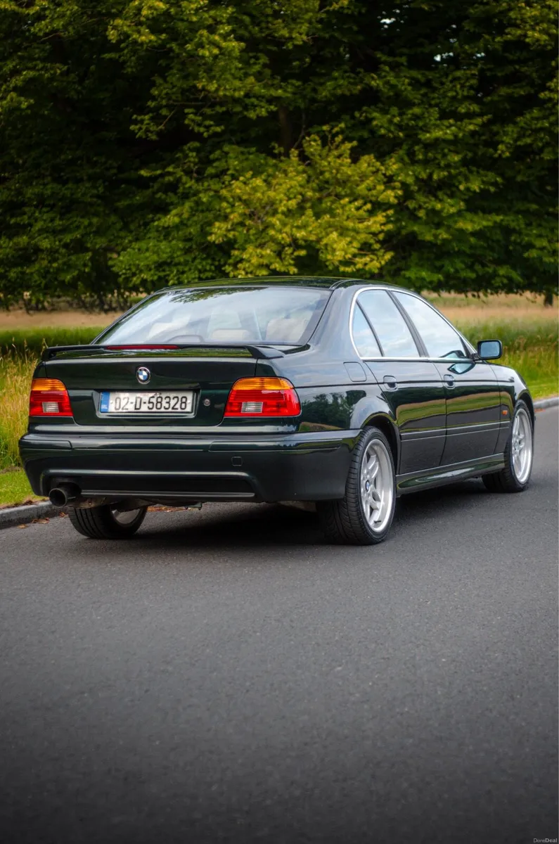 E39 525i 122k miles Oxford Green/ Tan Interior - Image 2
