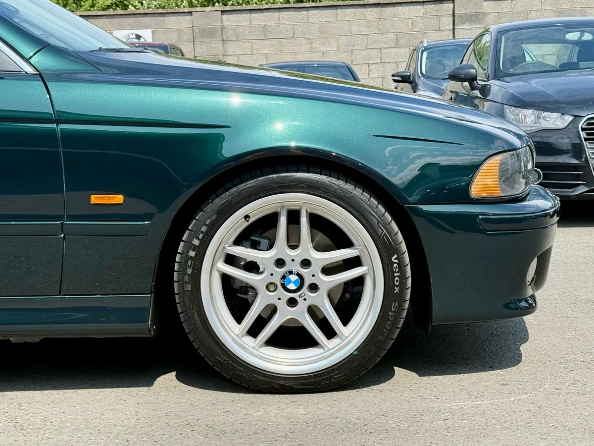 E39 525i 122k miles Oxford Green/ Tan Interior - Image 3