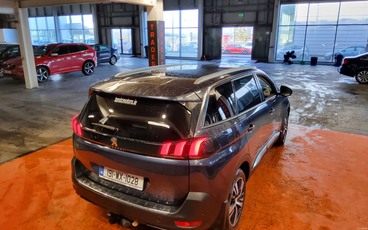 Peugeot 5008 2019 - Image 3