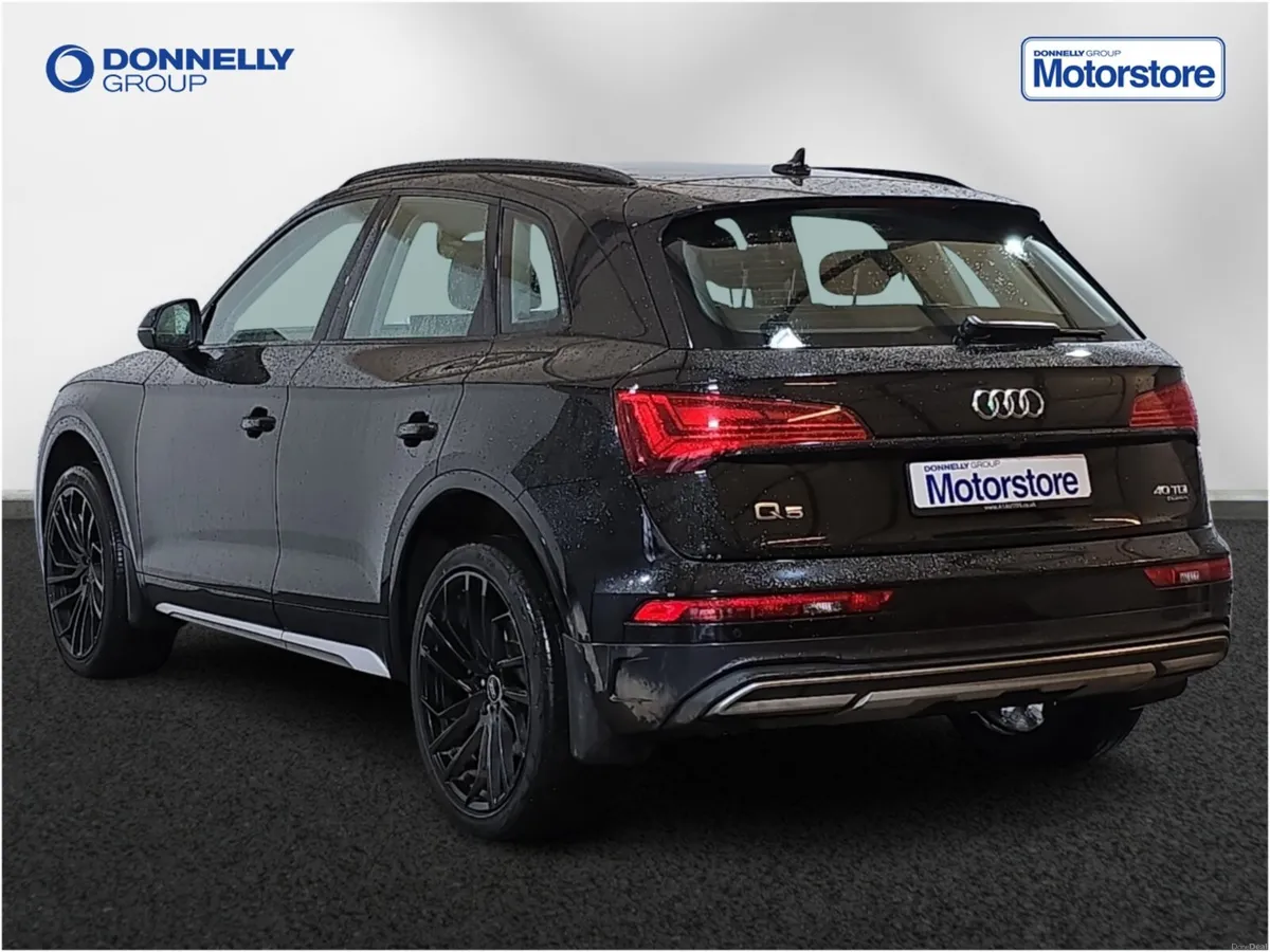Audi Q5 Diesel Estate Sport - Image 2