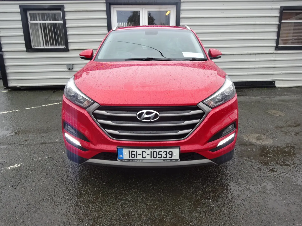 HYUNDAI TUSCAN 1.7 DIESEL EXECUTIVE - Image 2