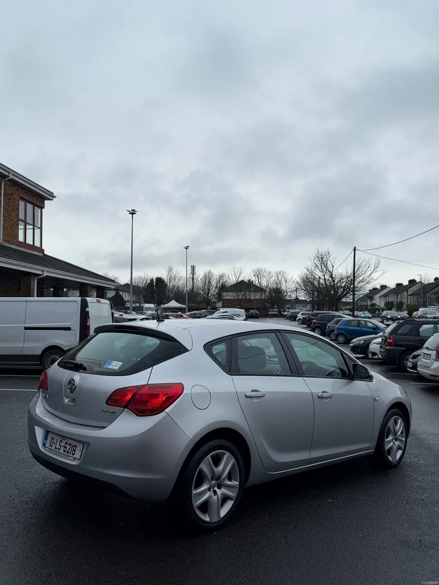 Vauxhall Astra 1.2 CDTI New Nct 11/26 low mls 105k - Image 2