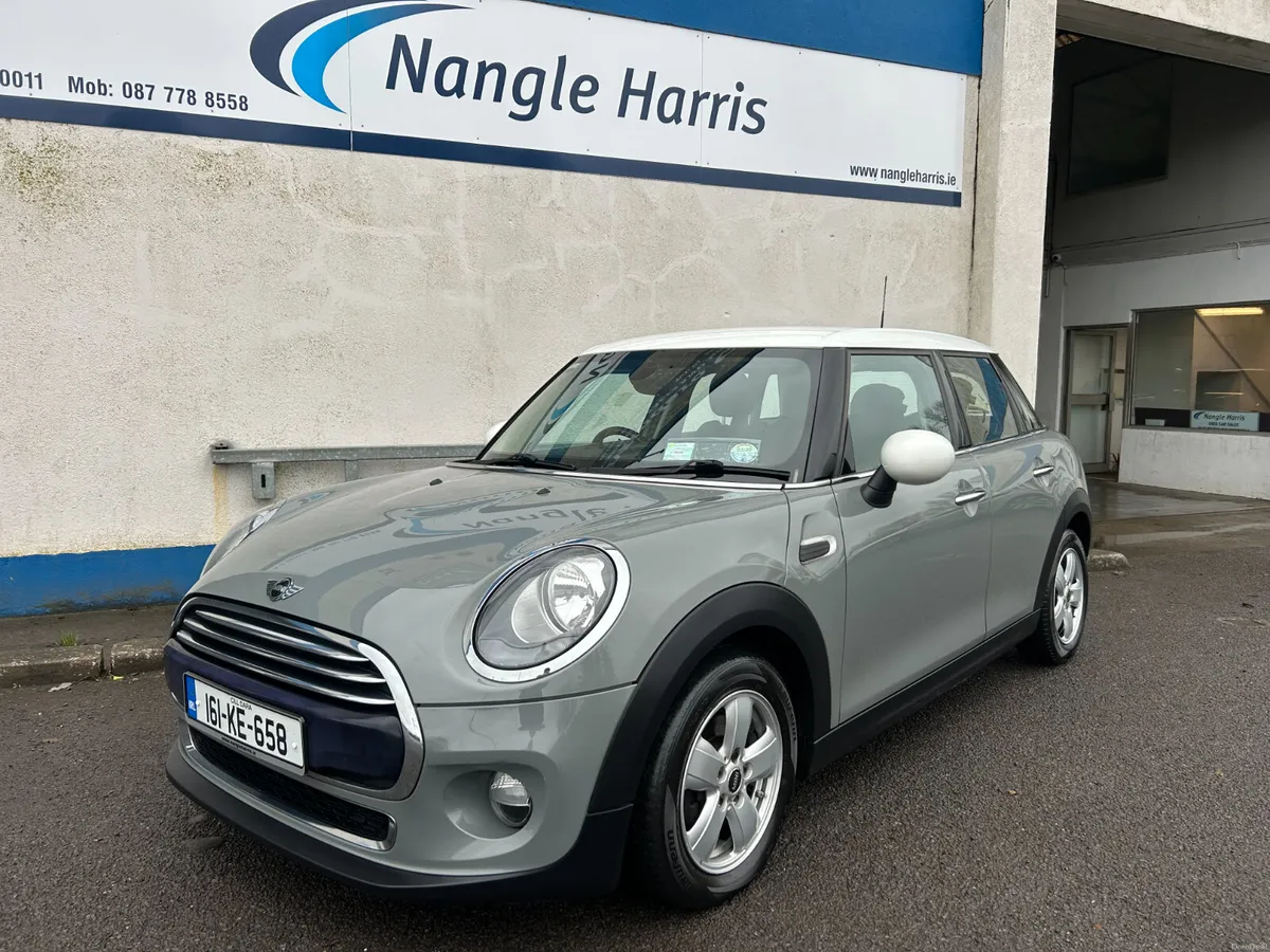 Mini Cooper ONE OWNER. - Image 1