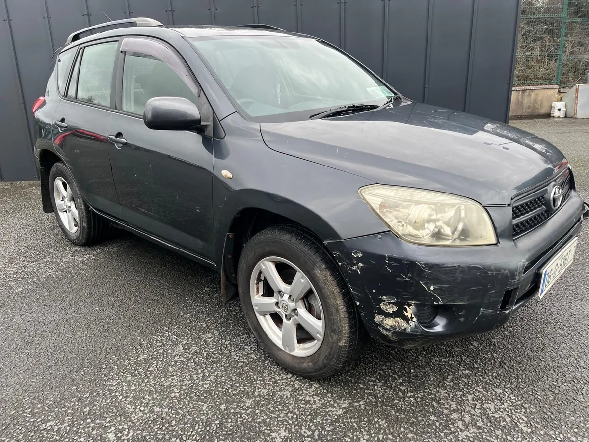 Toyota rav 4petrol - Image 1