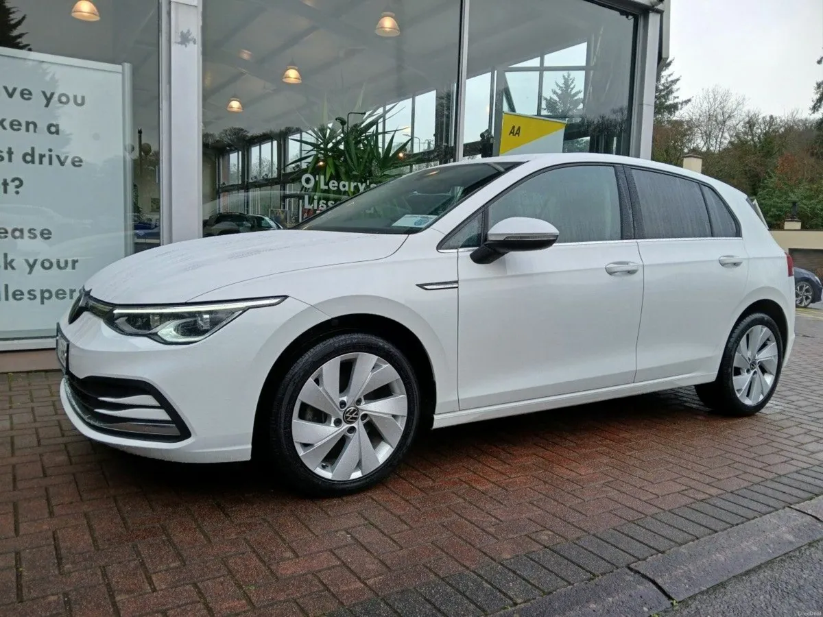 Volkswagen Golf 1.5 TSI 130HP Style, White, 1 owne - Image 2
