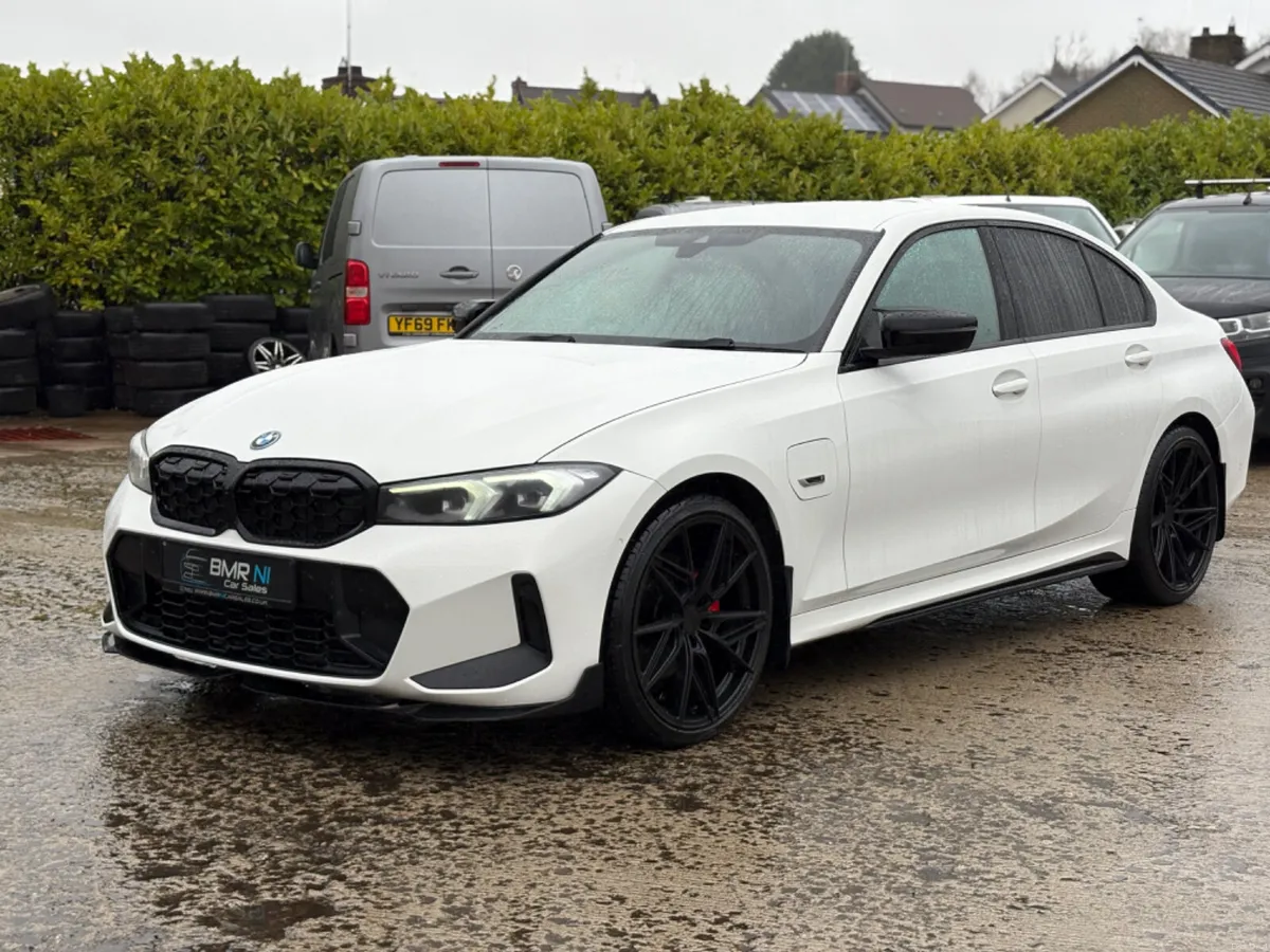 BMW G20 330 HYBRID M SPORT LCI - Image 3