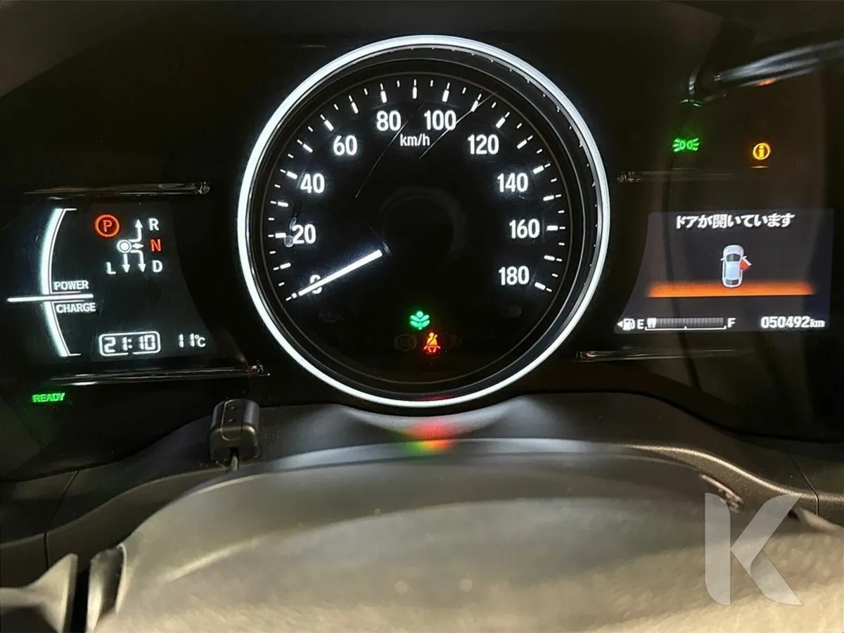 Honda Vezel 1.5 HYBRID AUTOMATIC - FACTORY ALLOYS - Image 4