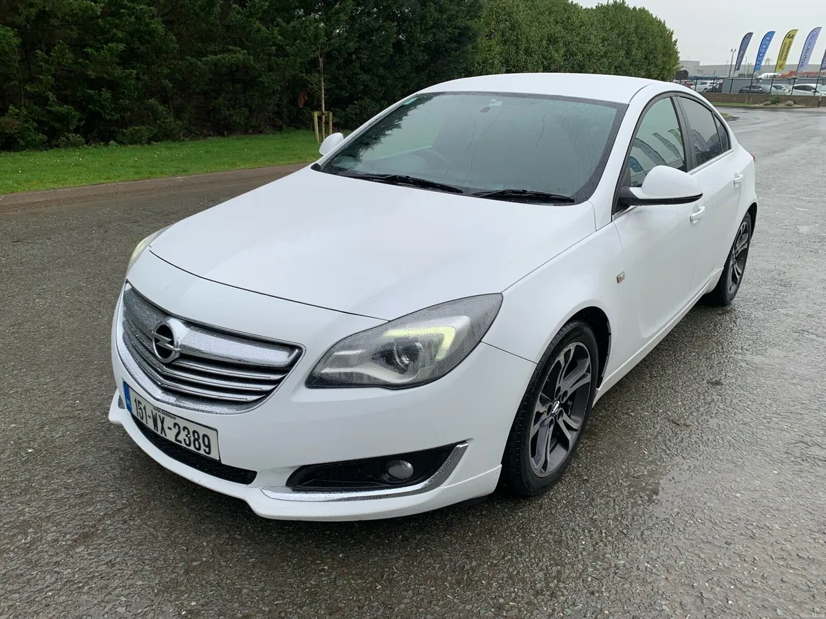 2015 Opel Insignia SRi diesel, Nctd 8/26, tax 5/26 - Image 1