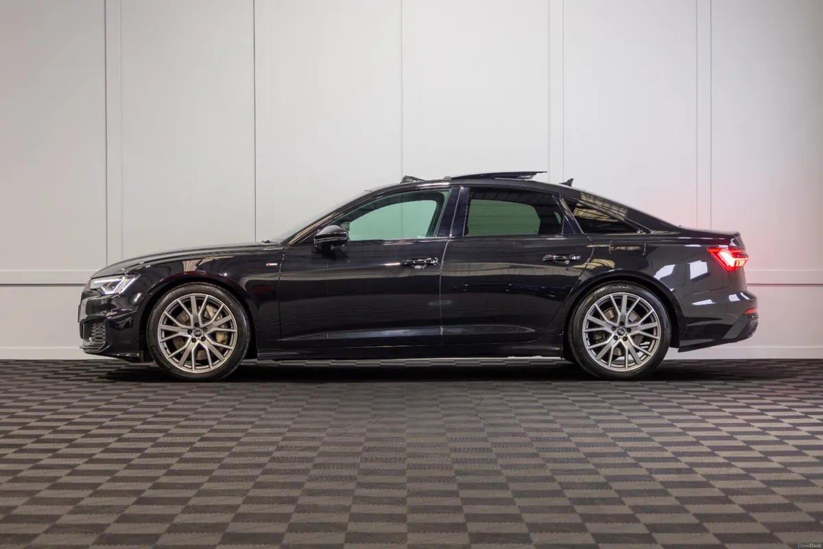 2021 Audi A6 50 TFSIe Quattro S-Line Black Edition - Image 3