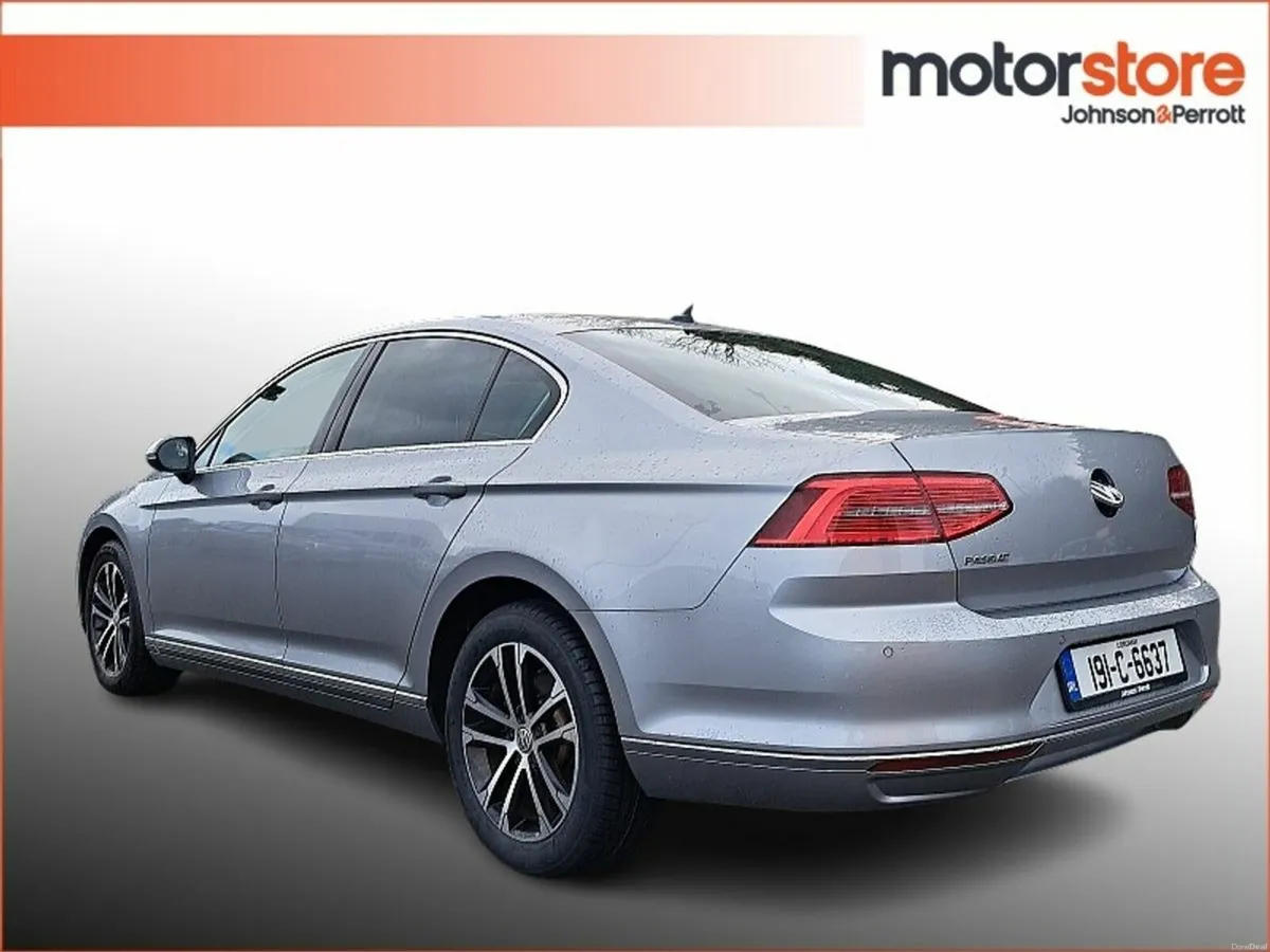 Volkswagen Passat 2.0 TDI 150HP Highline - Image 2