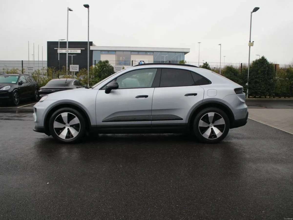 Porsche Macan Electric - Image 4