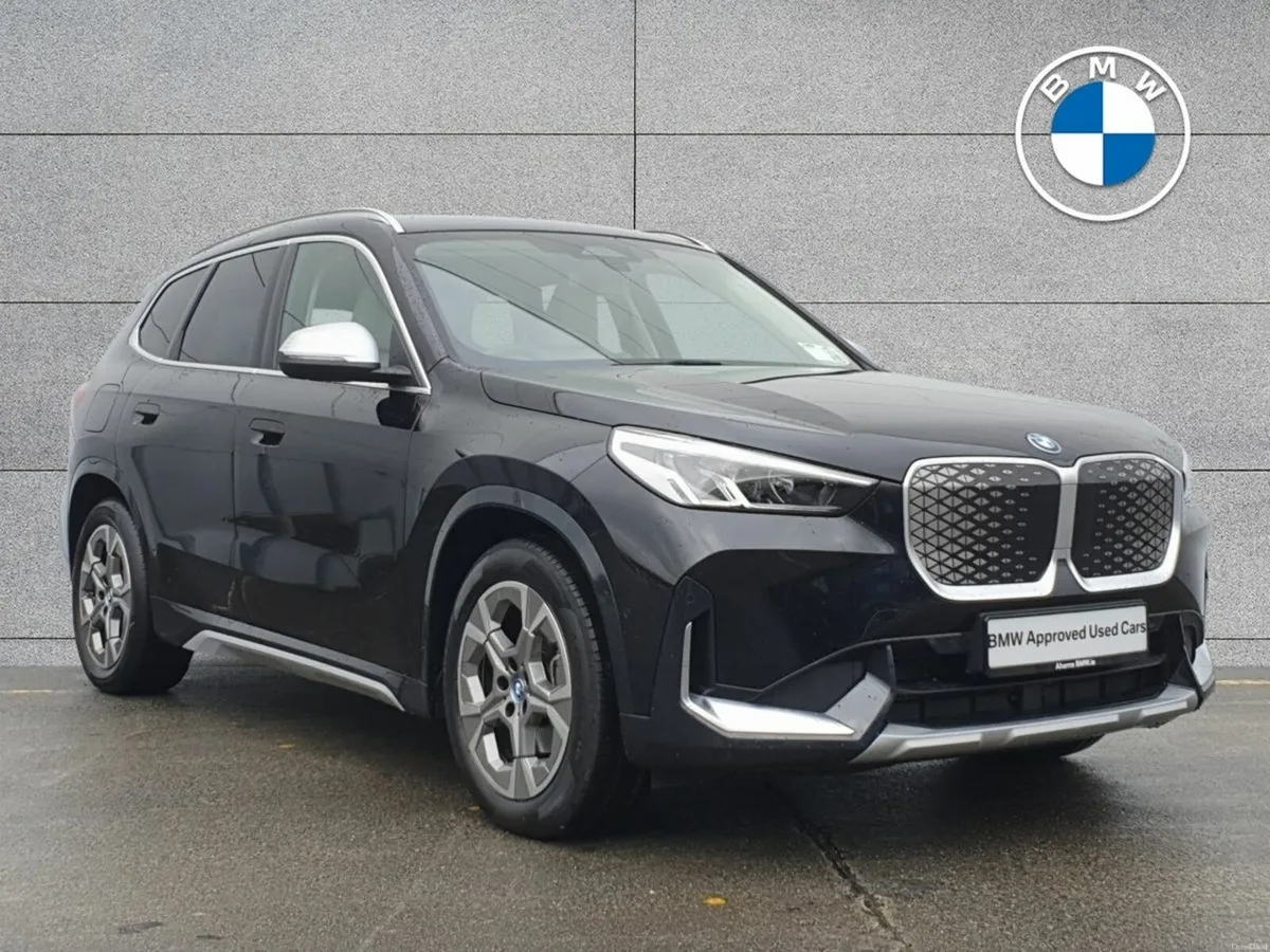 BMW iX1 eDrive20 xLine - Image 1