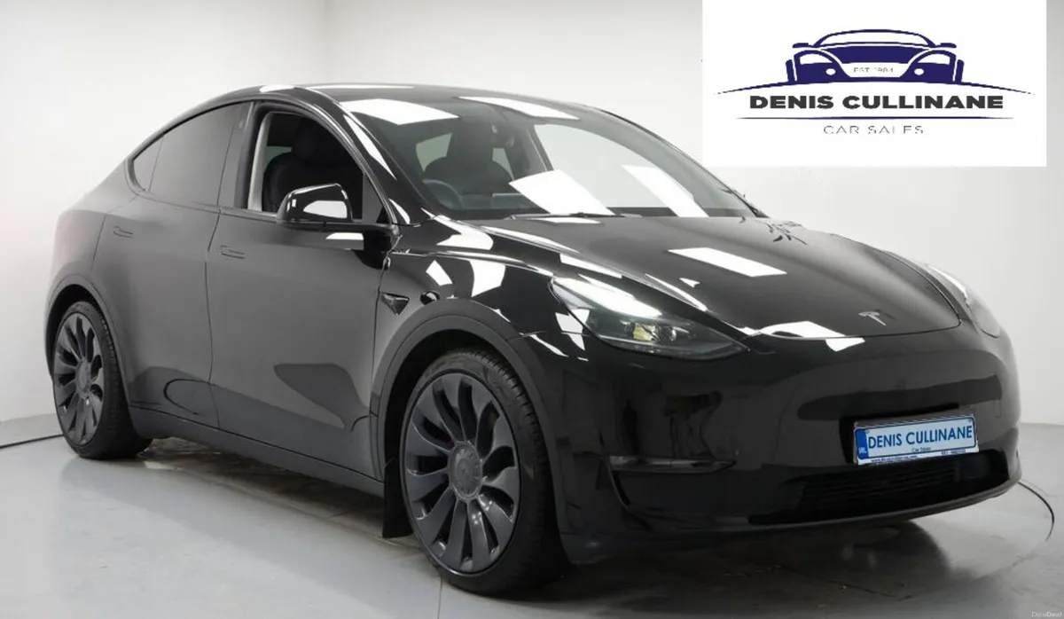 Tesla Model Y 2023 - Image 1