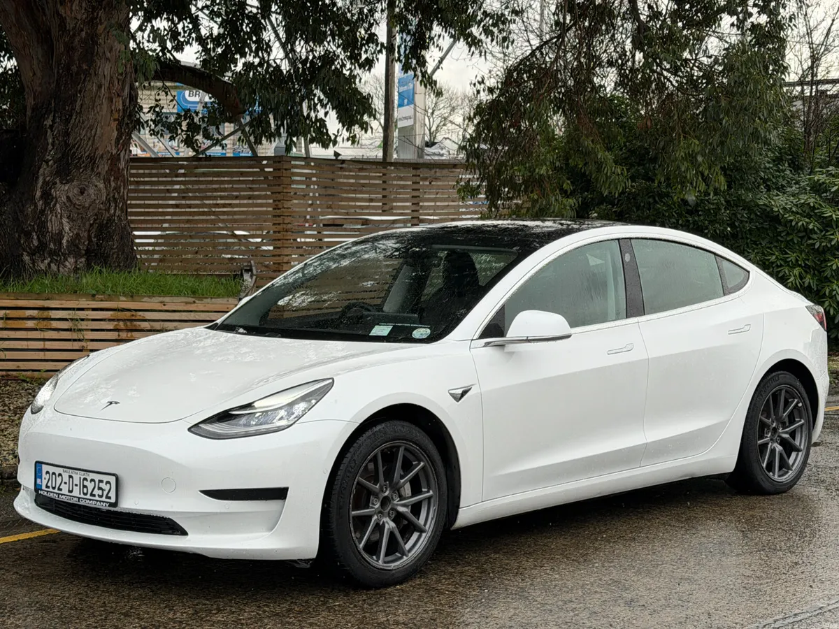 Tesla Model 3 2020..STANDARD RANGE+ RWD..PAN ROOF - Image 2
