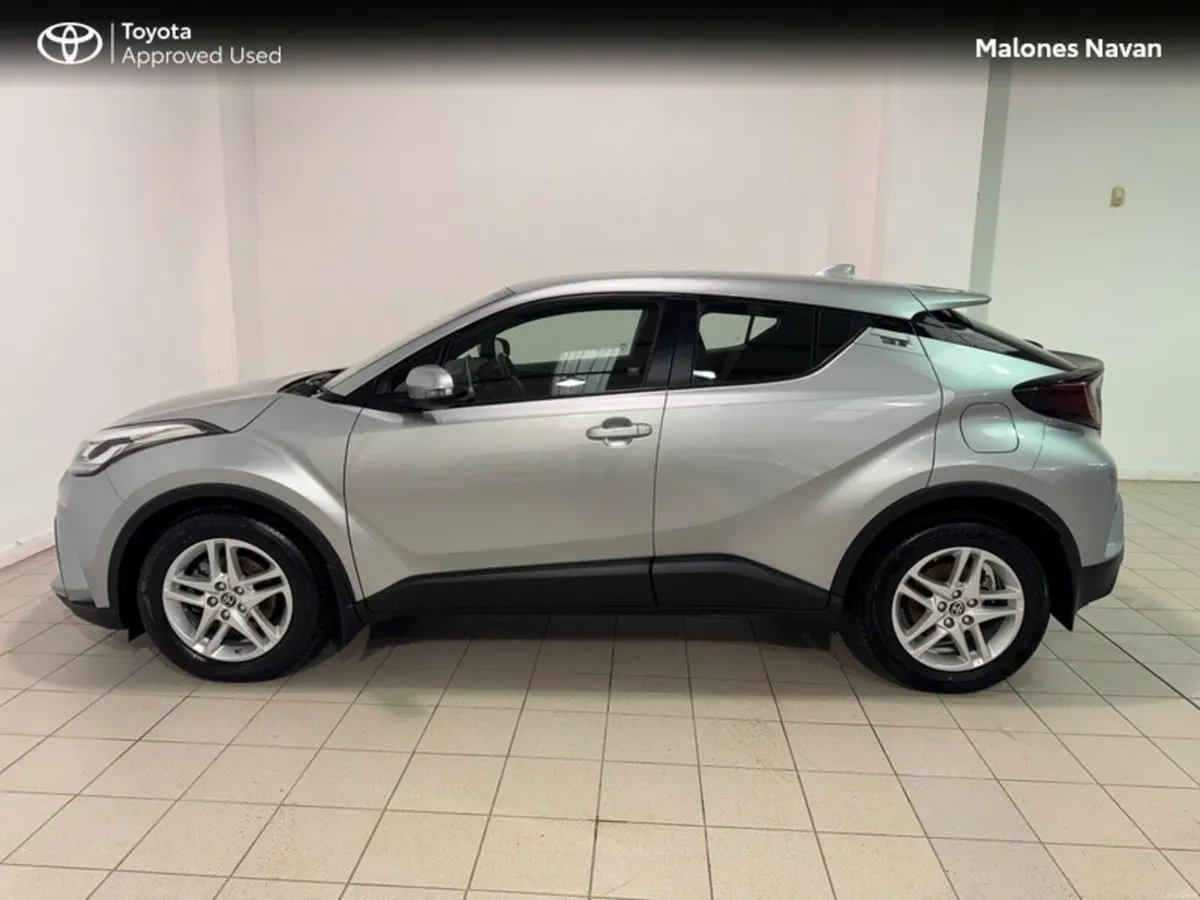 Toyota C-HR HYBRID LUNA 4DR AUTO - Image 3