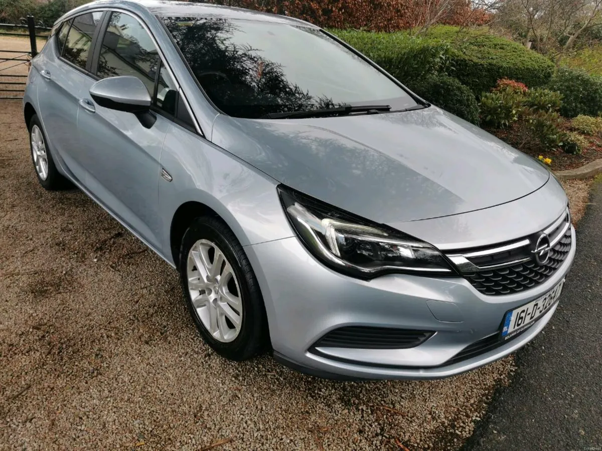 2016 Opel Astra 1.6CDTI 5-Door Hatchback NCT 1/28 - Image 1